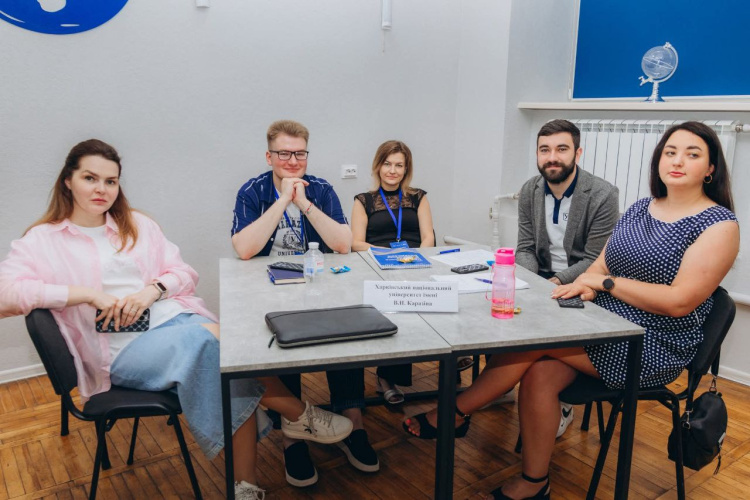​Команда Каразінського університету успішно завершила чотири модулі в межах Програми професійного розвитку академічних менеджерів!